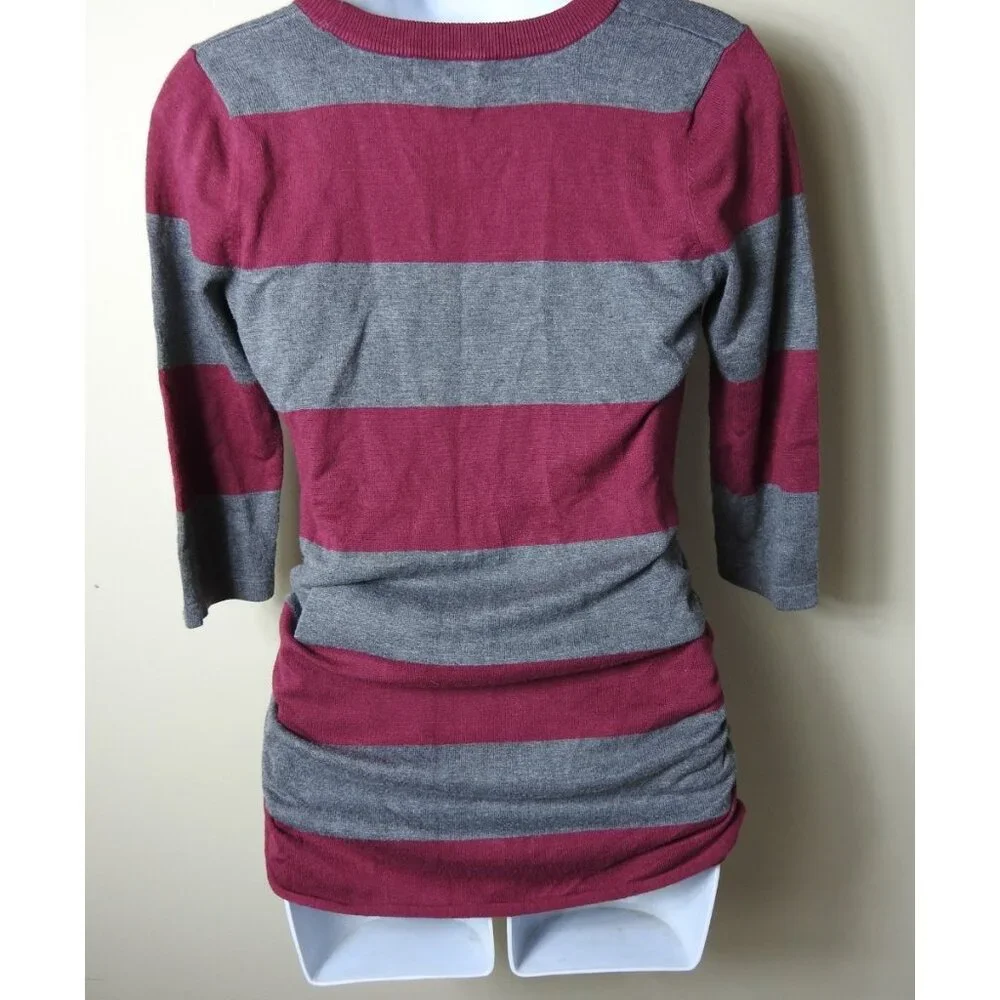 Pink Rose Burgundy Gray Striped Ruched Side Sweater Top Women's Small 3/4 Sleeve